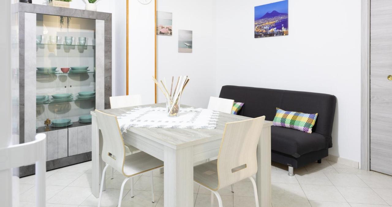 Decumani Apartments - Nel Cuore Di Napoli Экстерьер фото